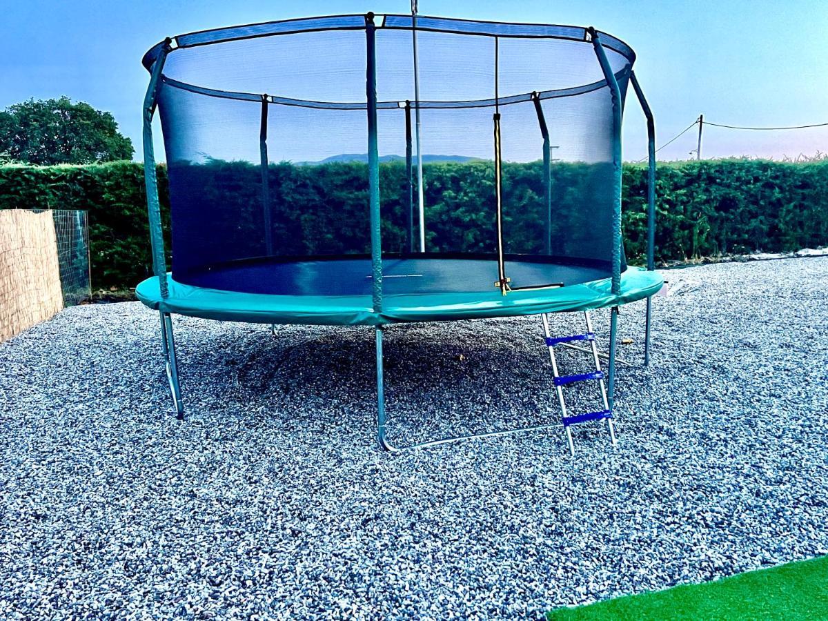 ווניטסה Rouga Paradise Resort מראה חיצוני תמונה