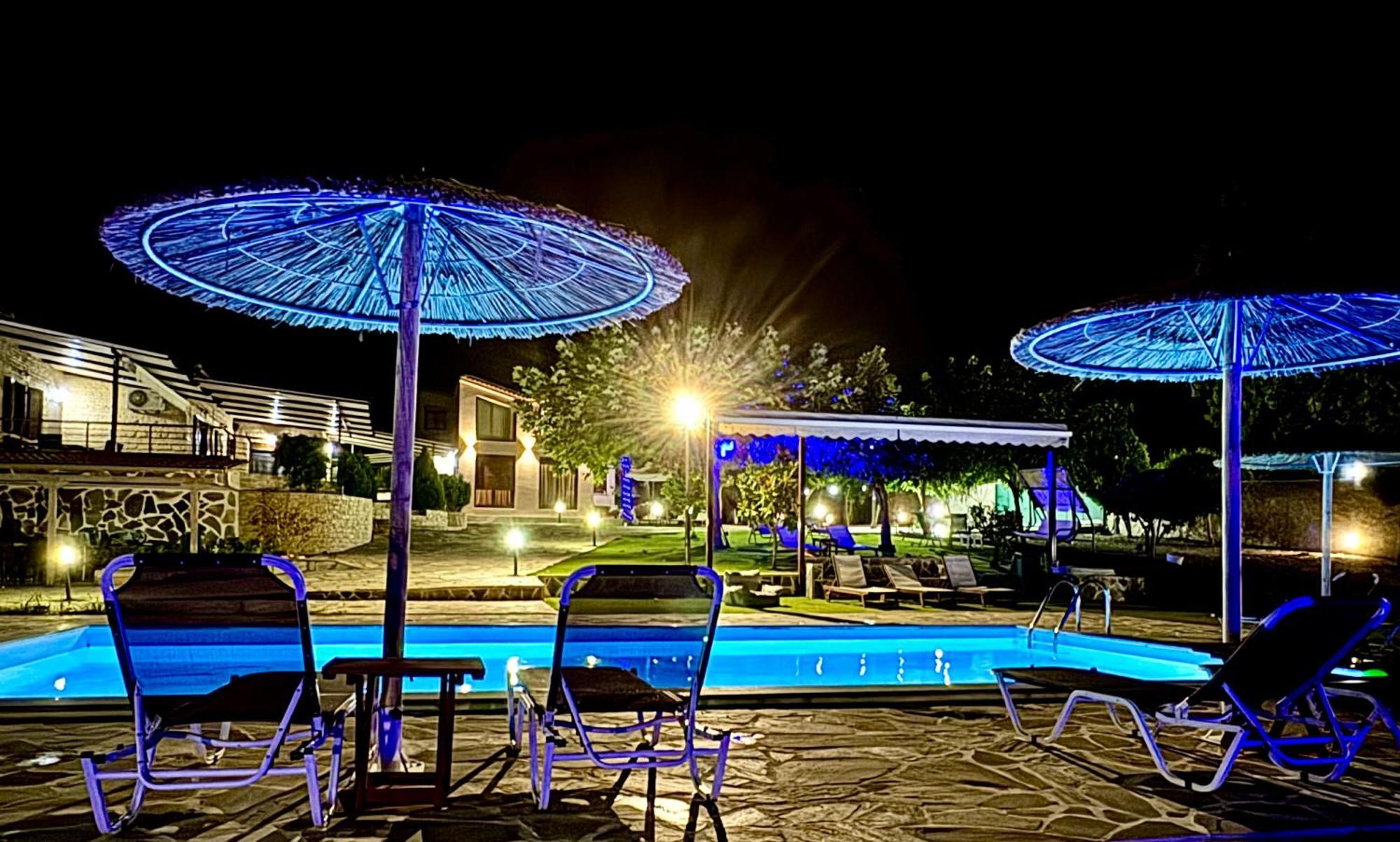 ווניטסה Rouga Paradise Resort מראה חיצוני תמונה